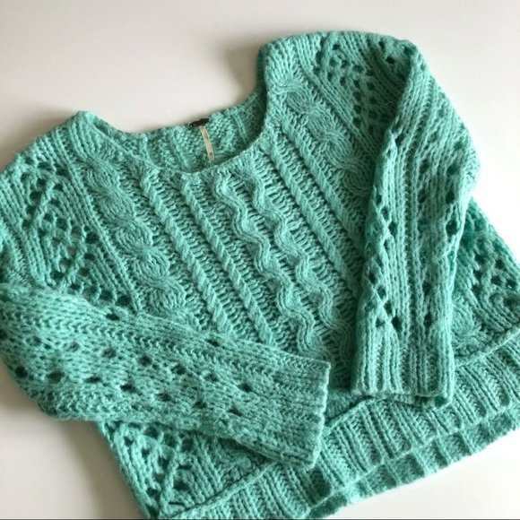 Free People Women’s Fluff Oversized Cable Knit Lace Sweater Mint Green XS - Picture 11 of 12